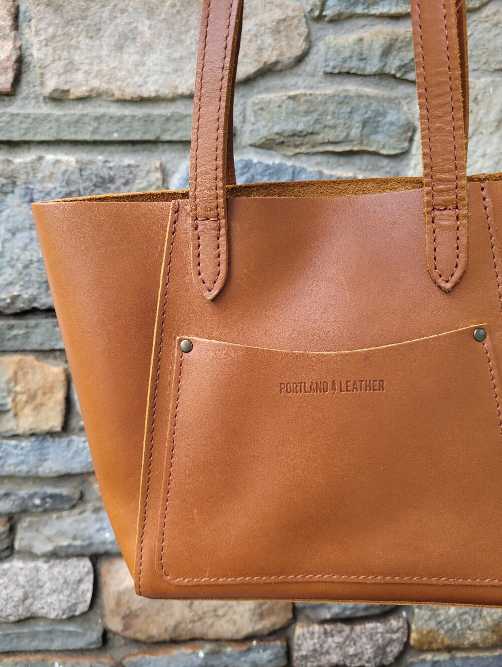 Portland Leather Juliette Tote Bag - Picture 3 of 16